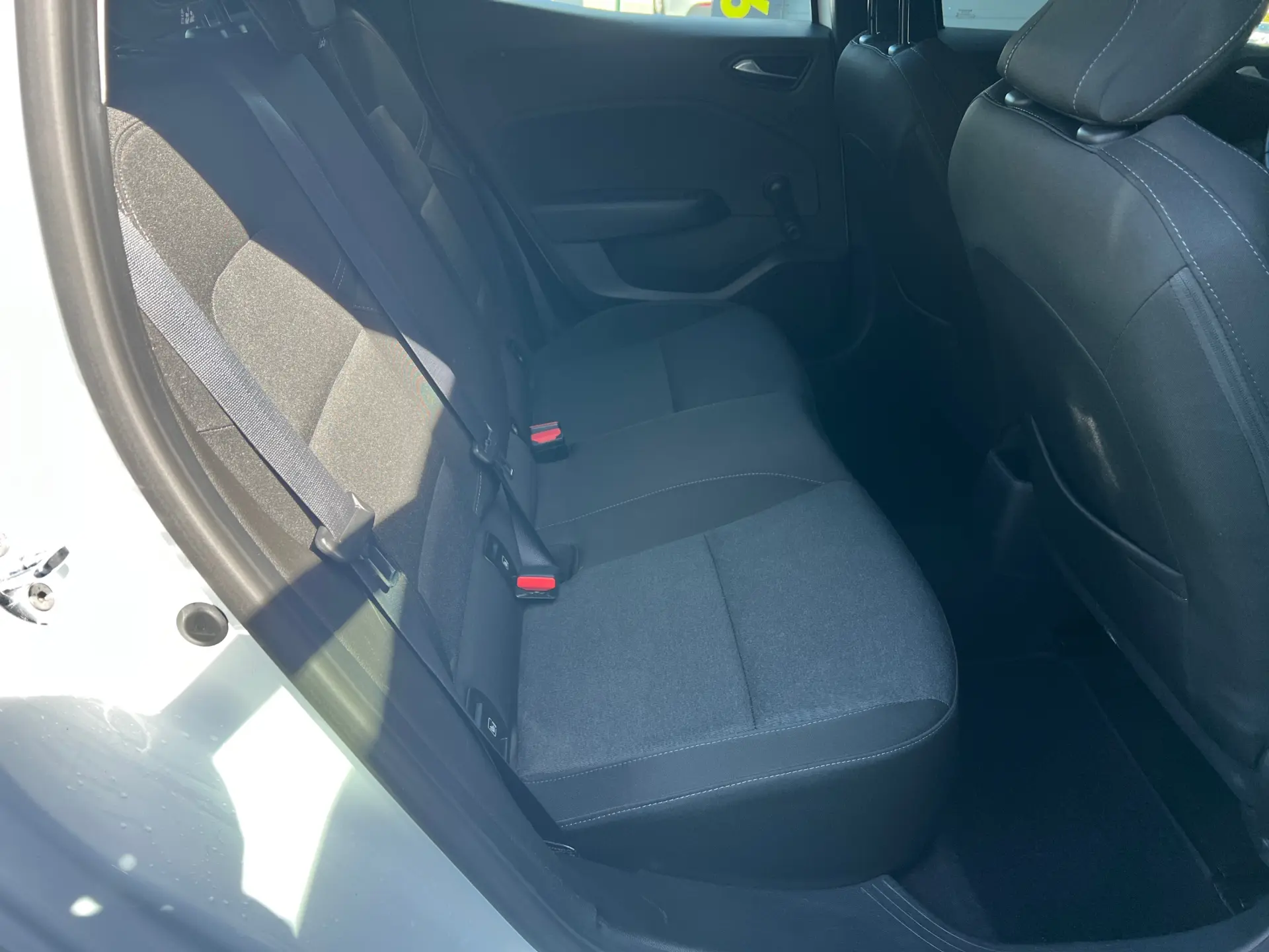 Renault Clio 1.0 TCe Exclusive 26