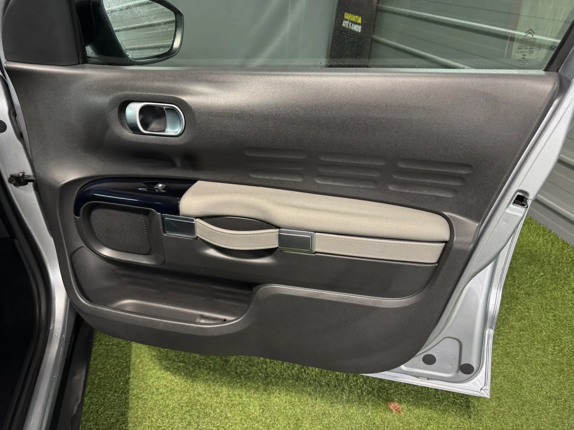 Citroën C4 Cactus 1.2 PureTech Feel Pack 28