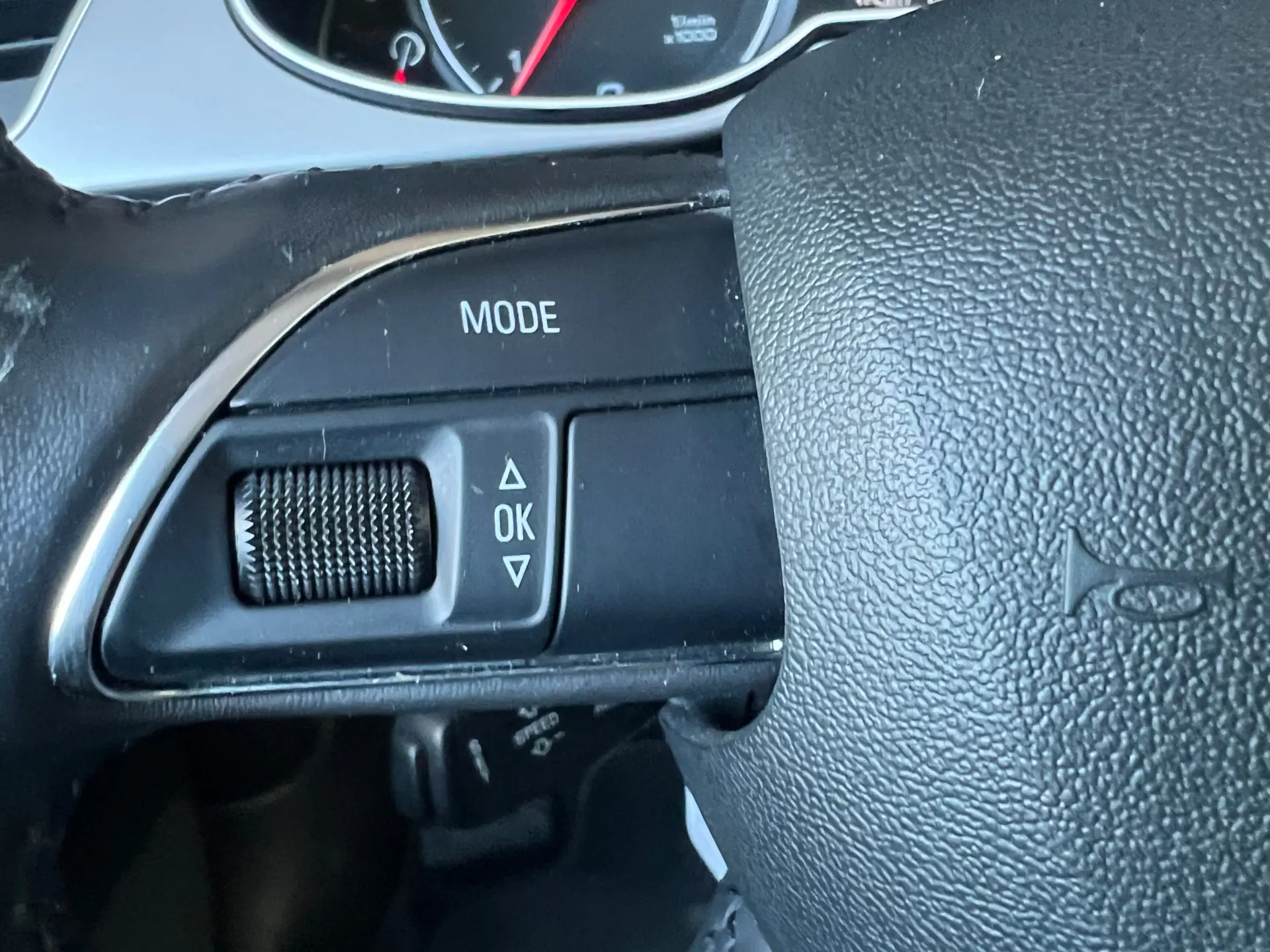 Audi A4 Avant 2.0 TDI Business Line Advance 12