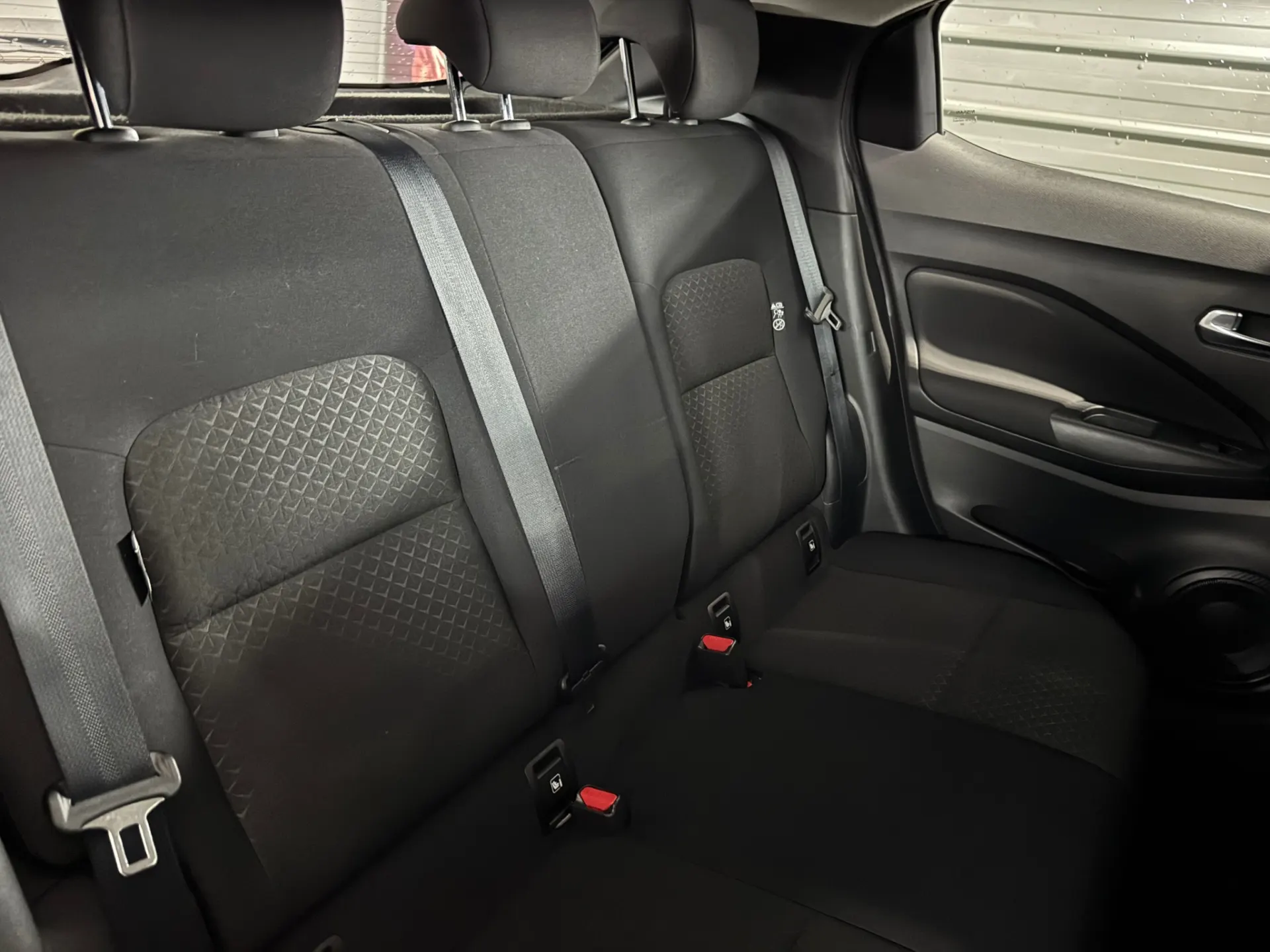 Nissan Juke 1.0 DIG-T N-Connecta NAV. 26