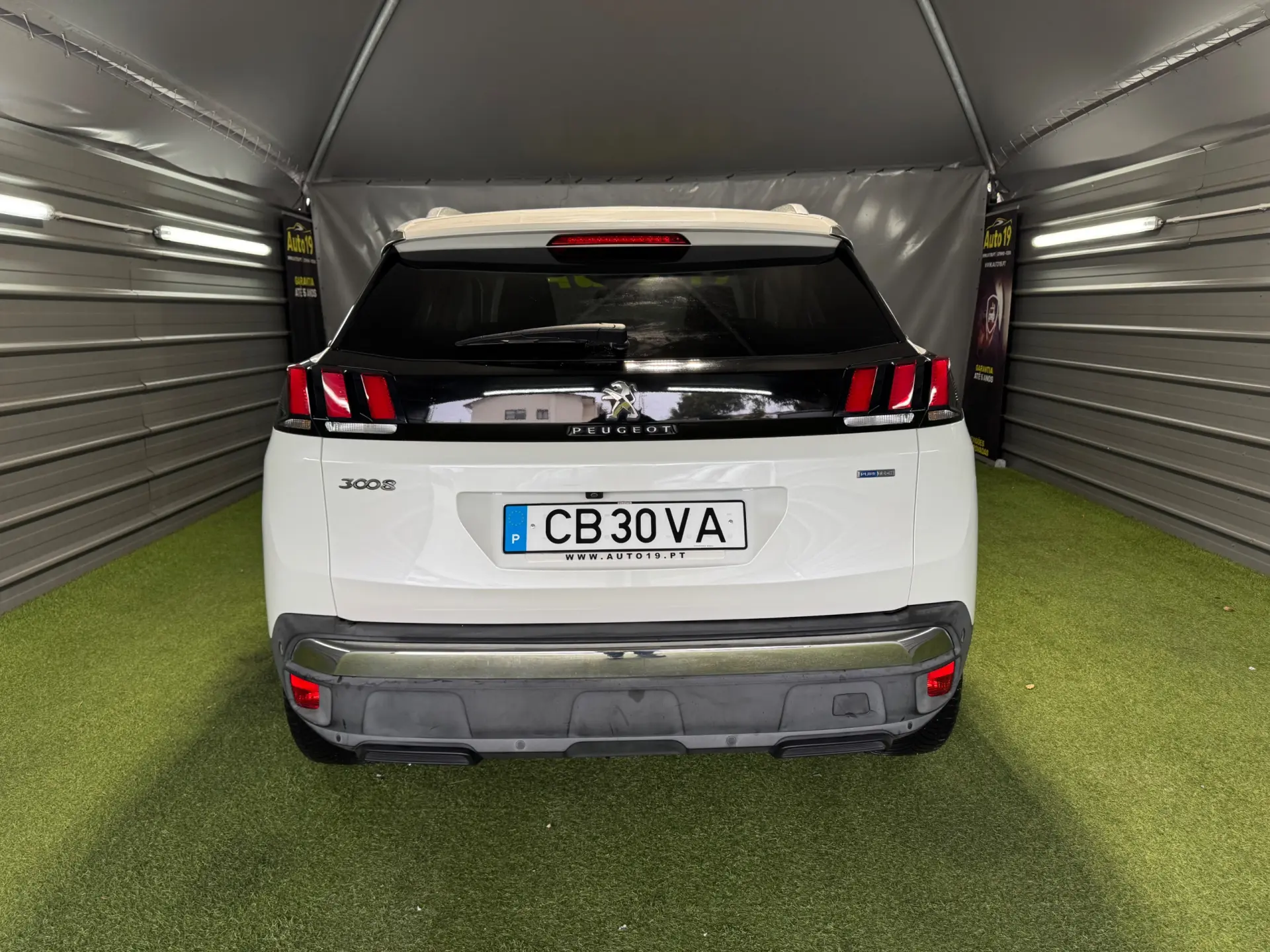 Peugeot 3008 PureTech 130 Stop & Start GPF Allure 6