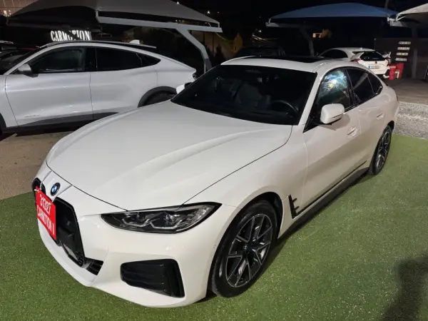 BMW i4 eDrive40 Pack Desportivo M 25