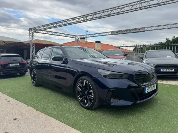 BMW i5 M60 7