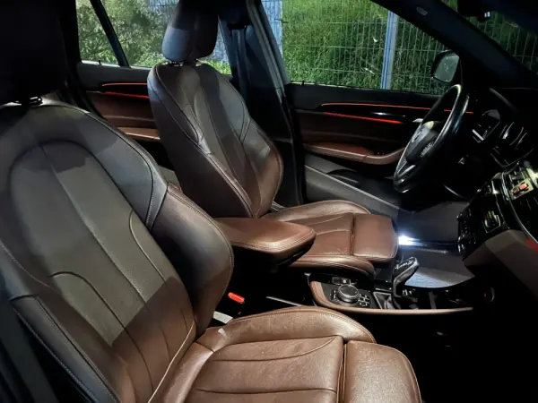 BMW X1 16 d sDrive Auto Line Sport 20