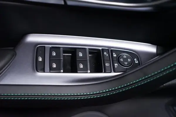 BYD Seal U 87 kWh design 33