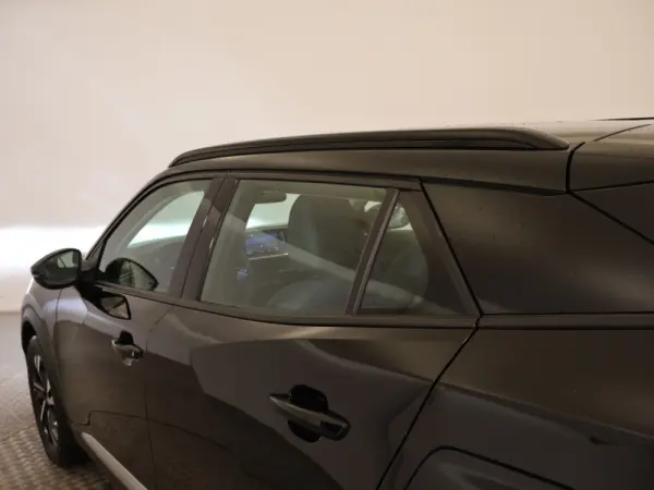 Peugeot e-2008 50 kWh Allure Pack 17