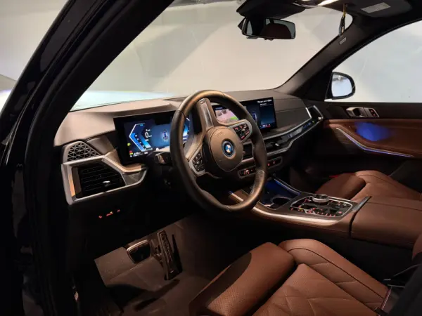 BMW X5 50 e xDrive Edição Desportiva M 31