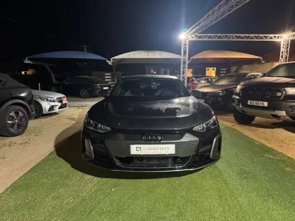 Audi e-tron GT quattro 11