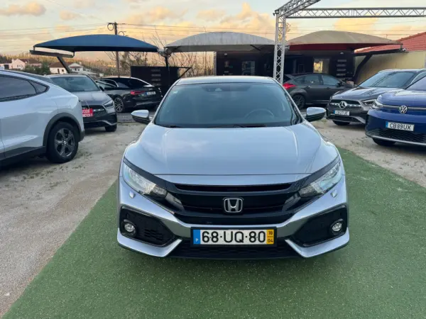 Honda Civic 1.0 i-VTEC Executive Premium 4