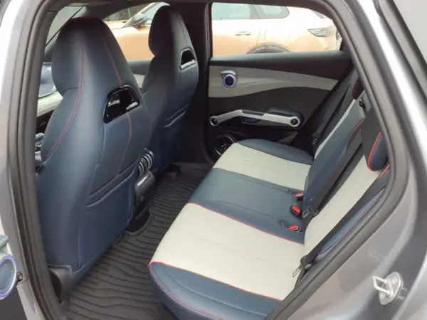 BYD Atto 3 60.48 kWh Design 9