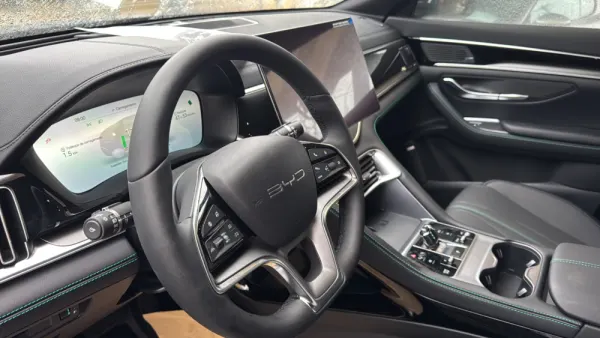 BYD Seal U 87 kWh design 44