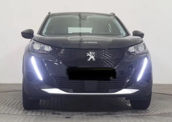 Peugeot e-2008 50 kWh Allure Pack 3