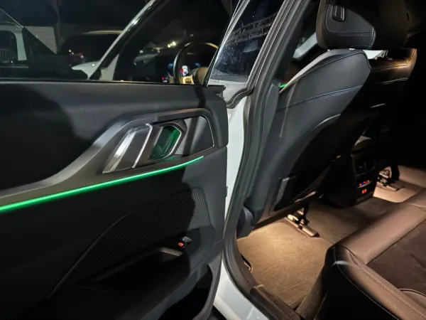 BMW i4 eDrive40 Pack Desportivo M 38