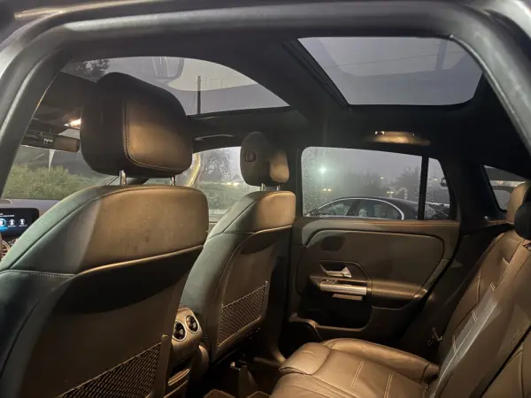 Mercedes-Benz GLA 250 e AMG Line 31