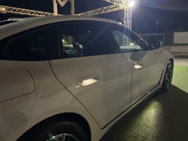 BMW i4 eDrive40 Pack Desportivo M 39