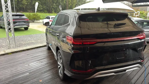 BYD Seal U 87 kWh design 47