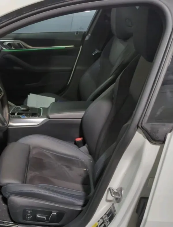 BMW i4 eDrive40 Pack Desportivo M 12