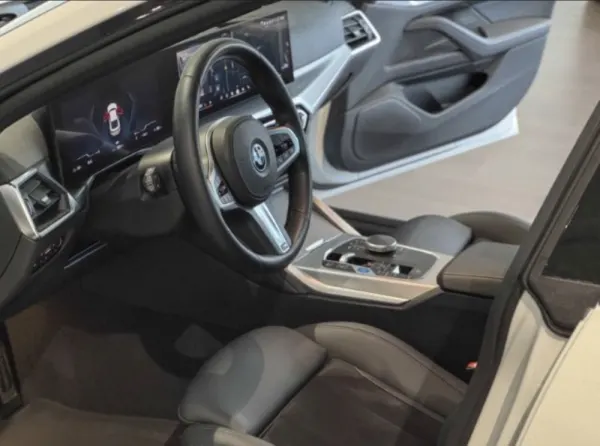 BMW i4 eDrive40 Pack Desportivo M 16