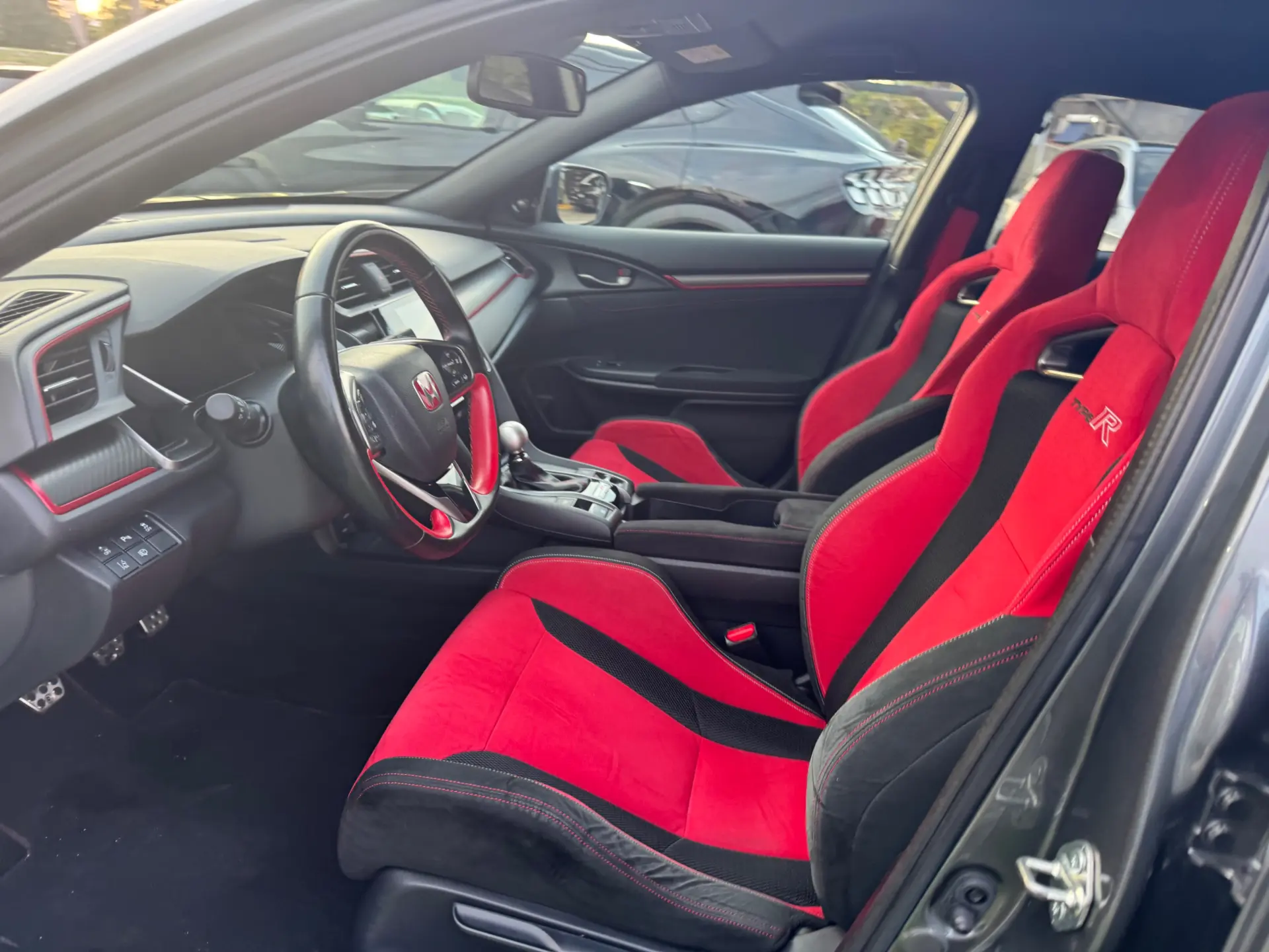 Honda Civic 2.0 i-VTEC Type-R GT 48