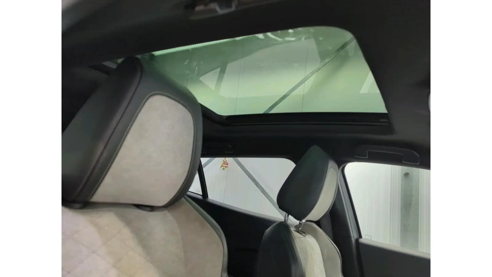 Mercedes-Benz GLA 250 e AMG Line 35