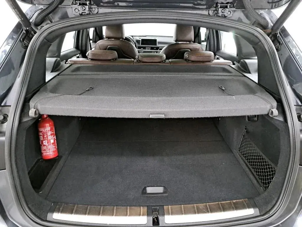 BMW X1 16 d sDrive Auto Line Sport 11