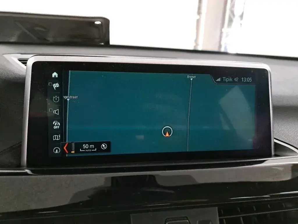 BMW X1 16 d sDrive Auto Line Sport 13