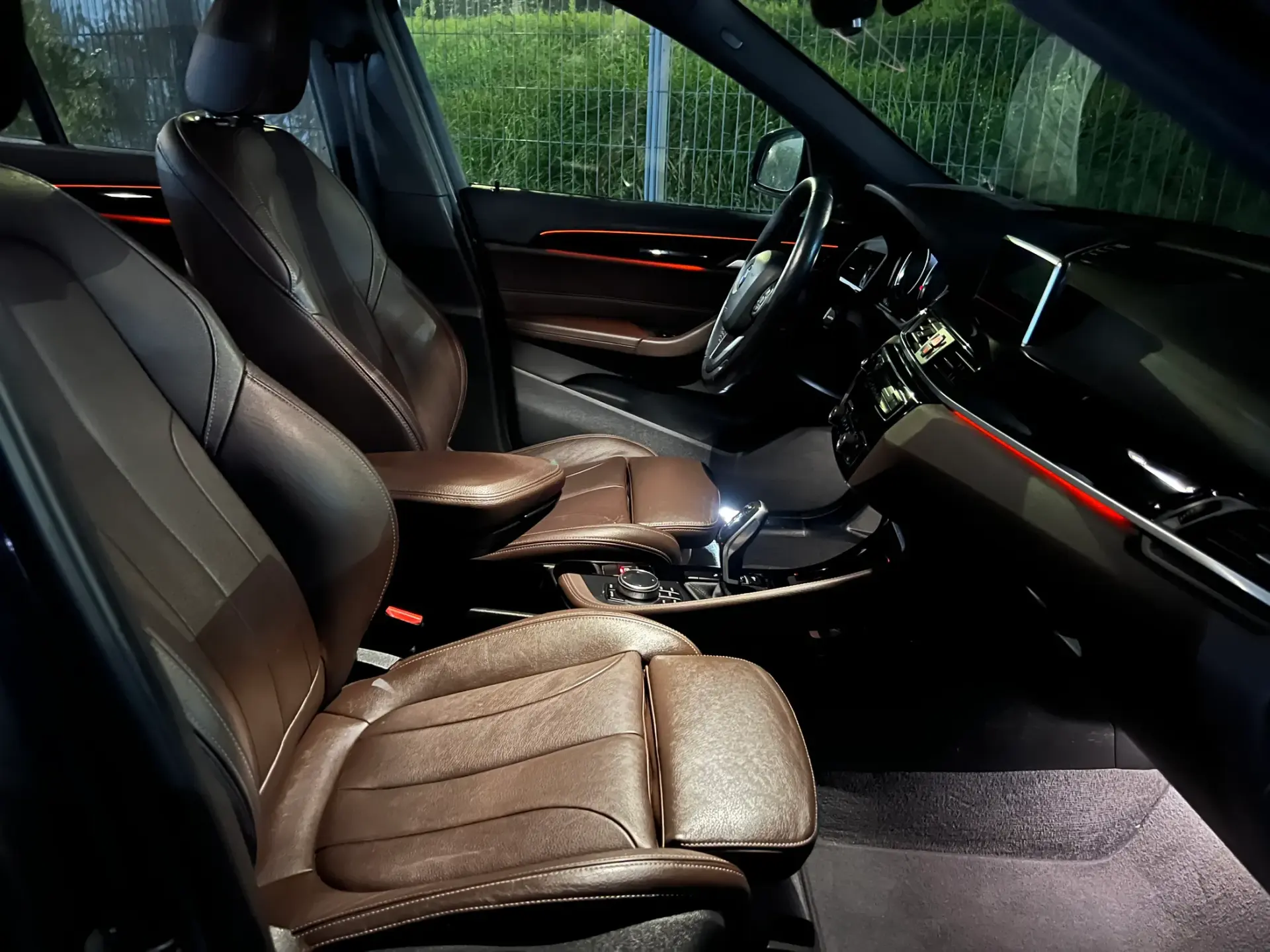 BMW X1 16 d sDrive Auto Line Sport 22