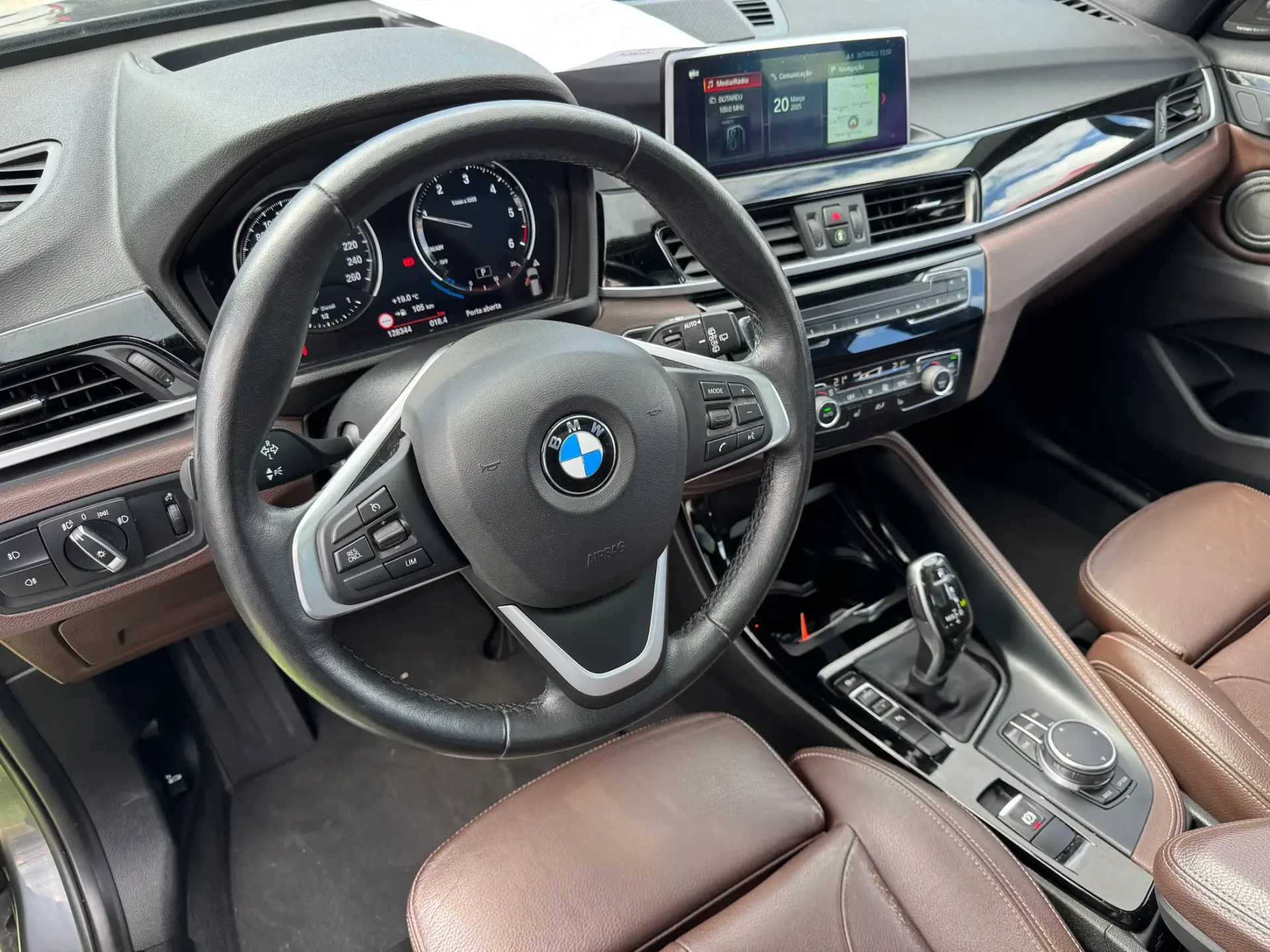 BMW X1 16 d sDrive Auto Line Sport 34