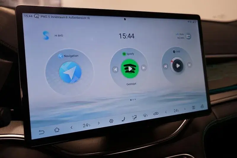 BYD Seal U 87 kWh design 21