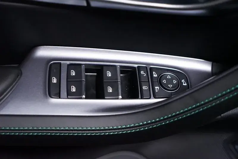 BYD Seal U 87 kWh design 33