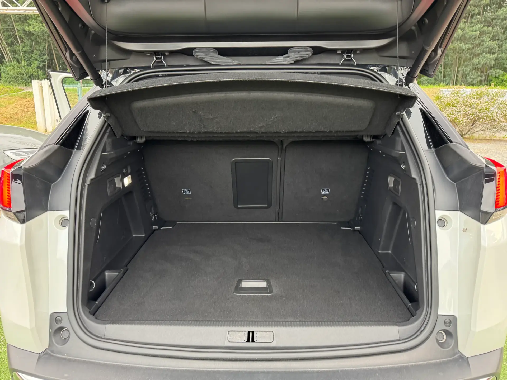 Peugeot 3008 1.6 BlueHDi GT Line EAT6 29