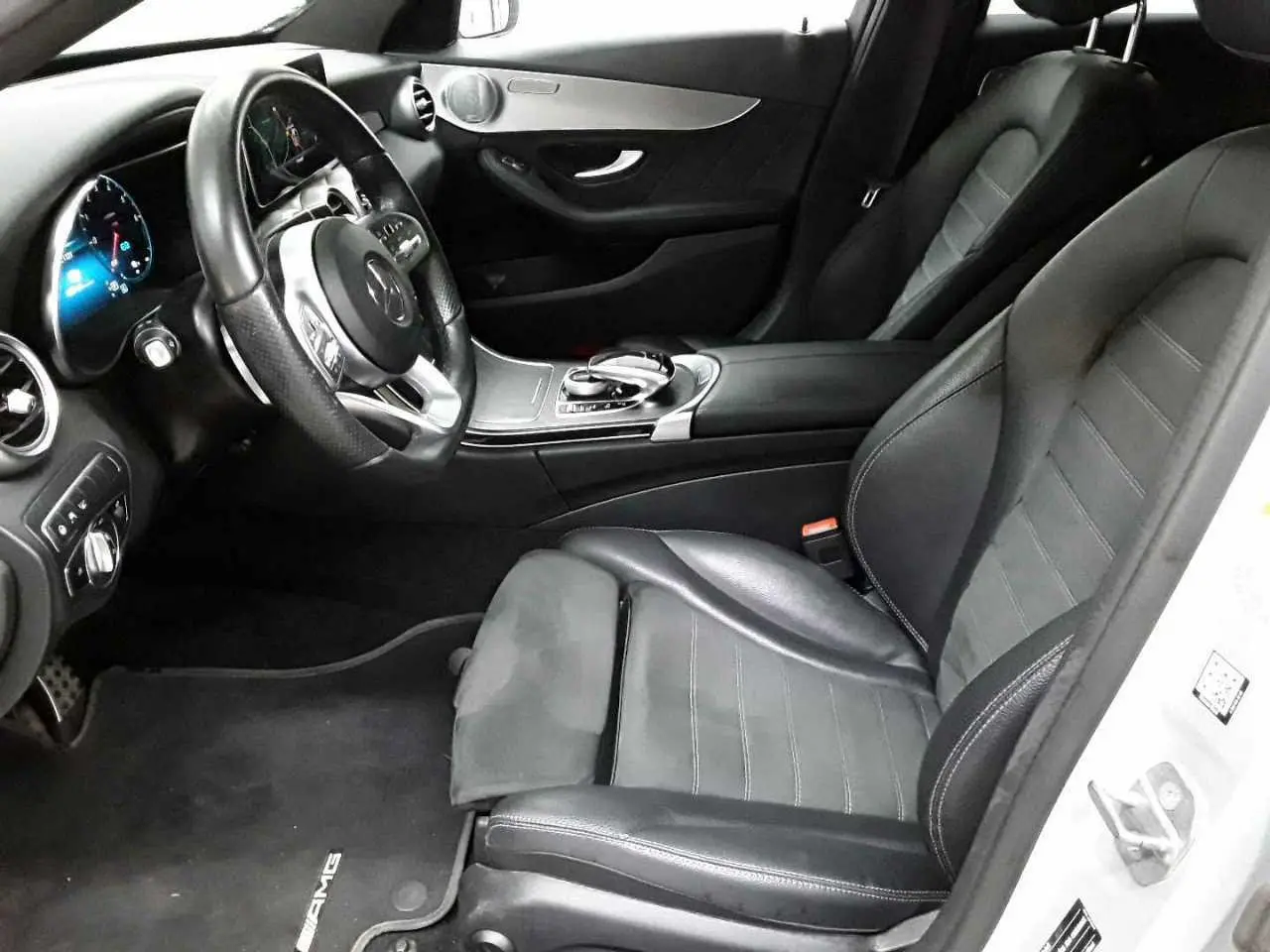 Mercedes-Benz C 300 de AMG Line 8