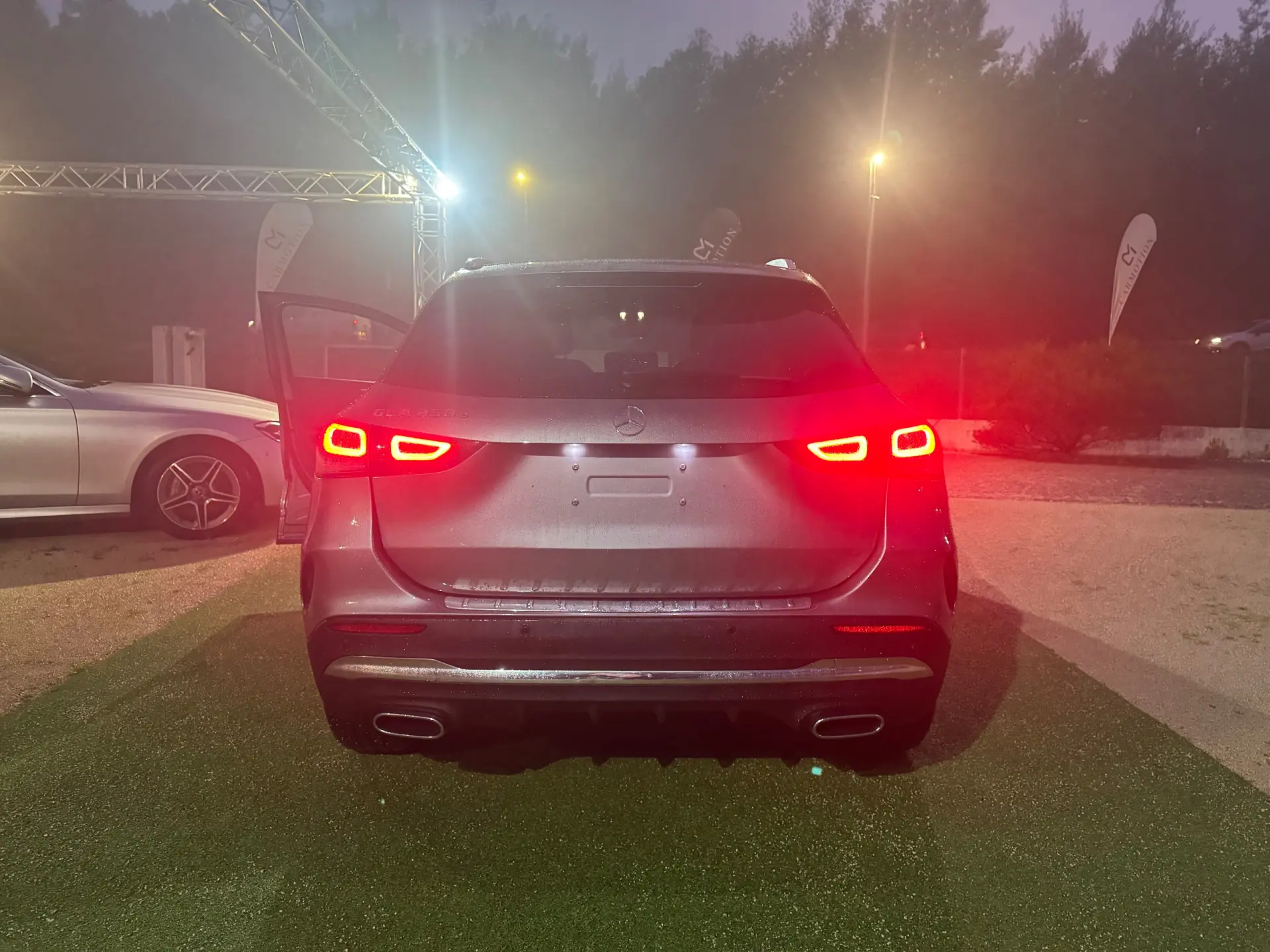 Mercedes-Benz GLA 250 e AMG Line 13