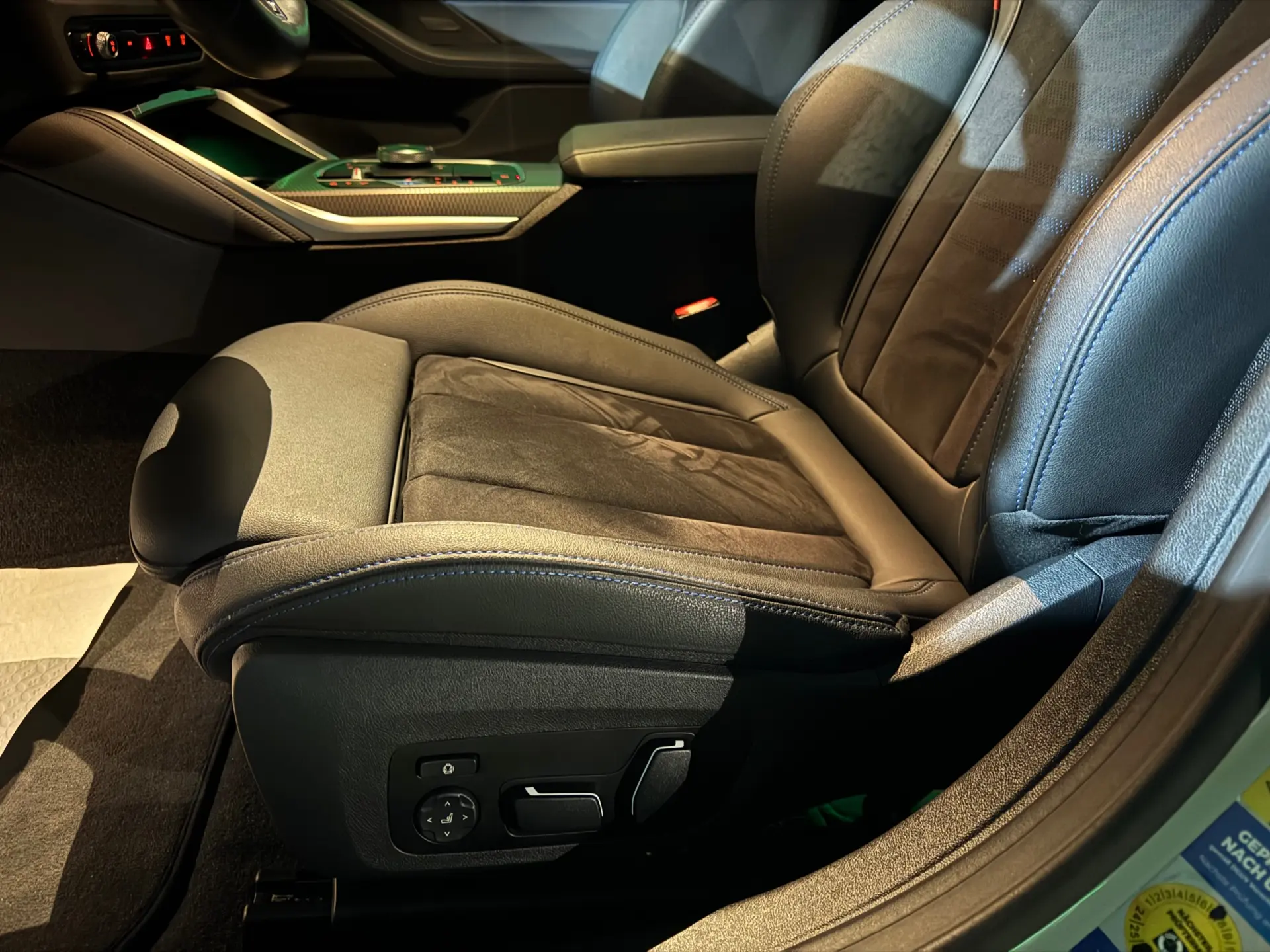 BMW i4 eDrive40 Pack Desportivo M 28