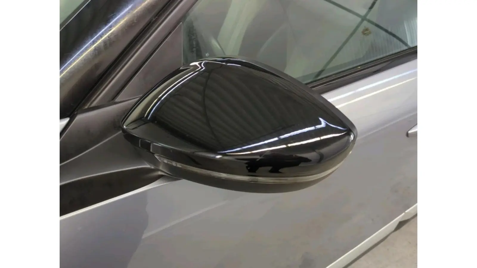 Mercedes-Benz GLA 250 e AMG Line 34