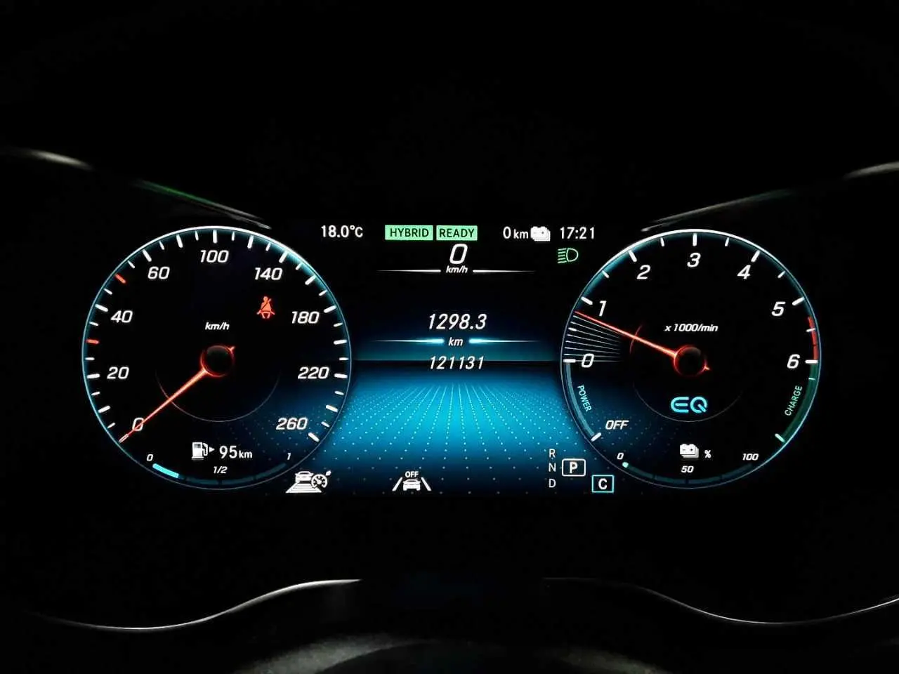 Mercedes-Benz C 300 de AMG Line 9