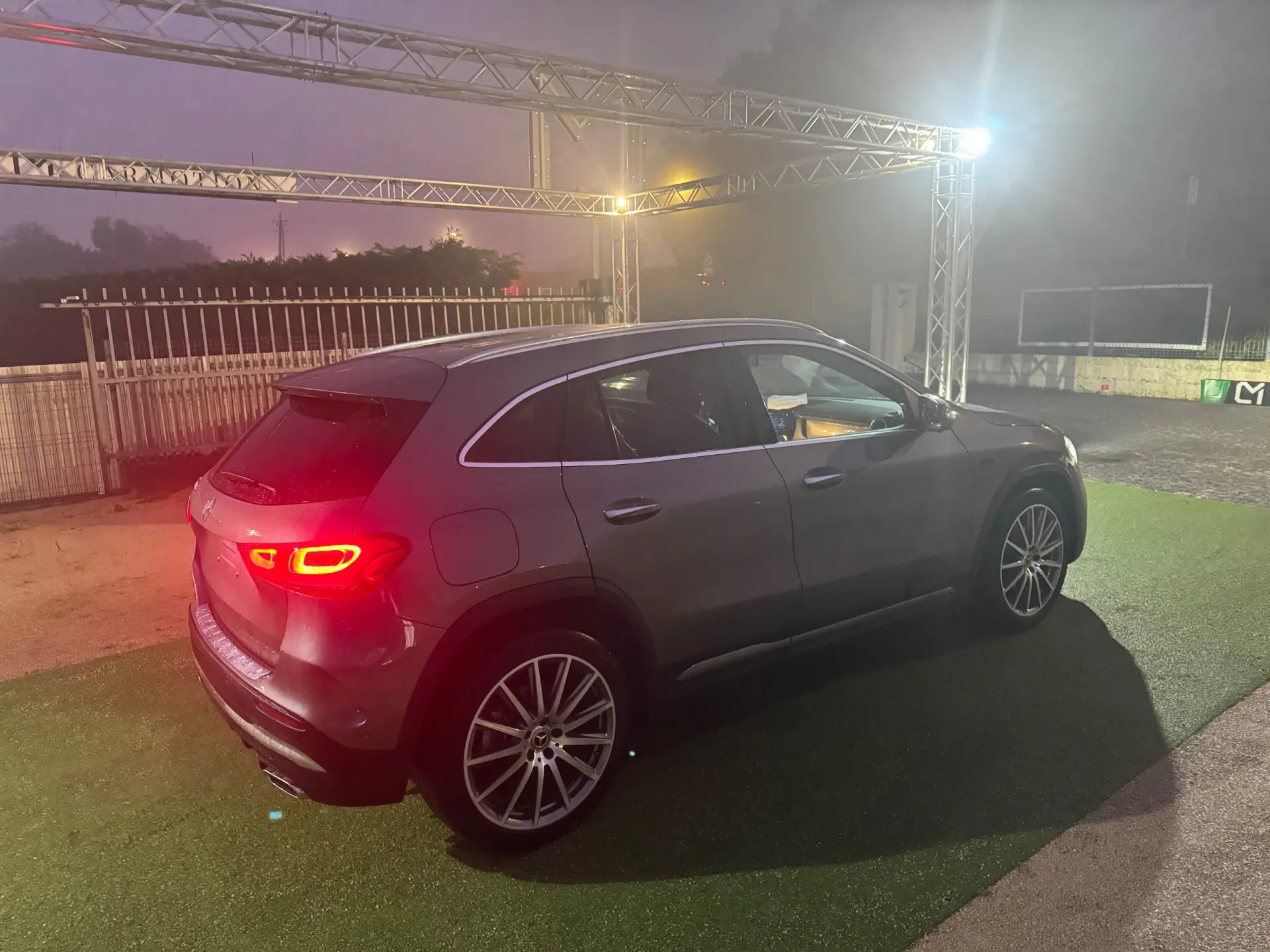 Mercedes-Benz GLA 250 e AMG Line 17