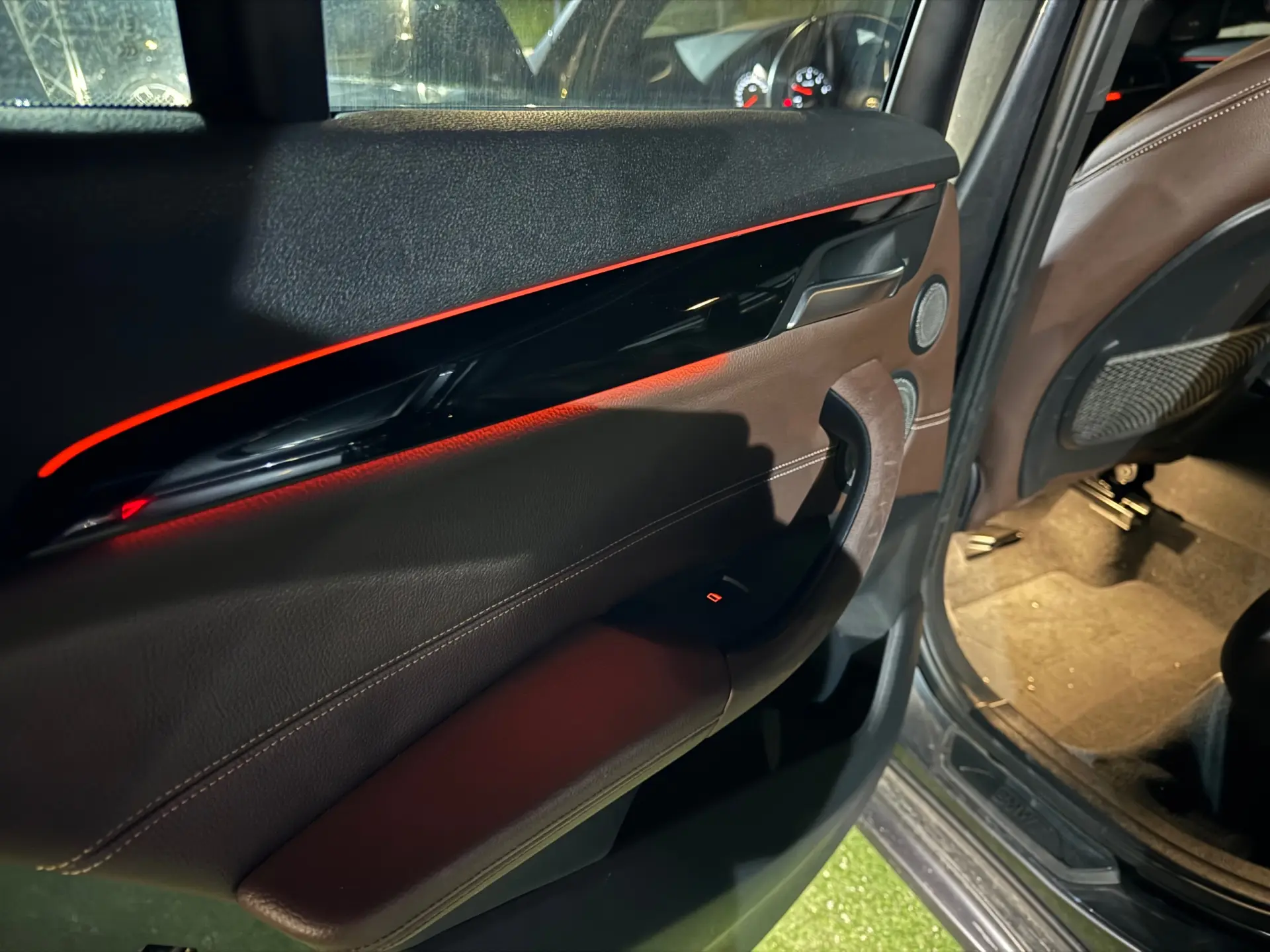 BMW X1 16 d sDrive Auto Line Sport 43