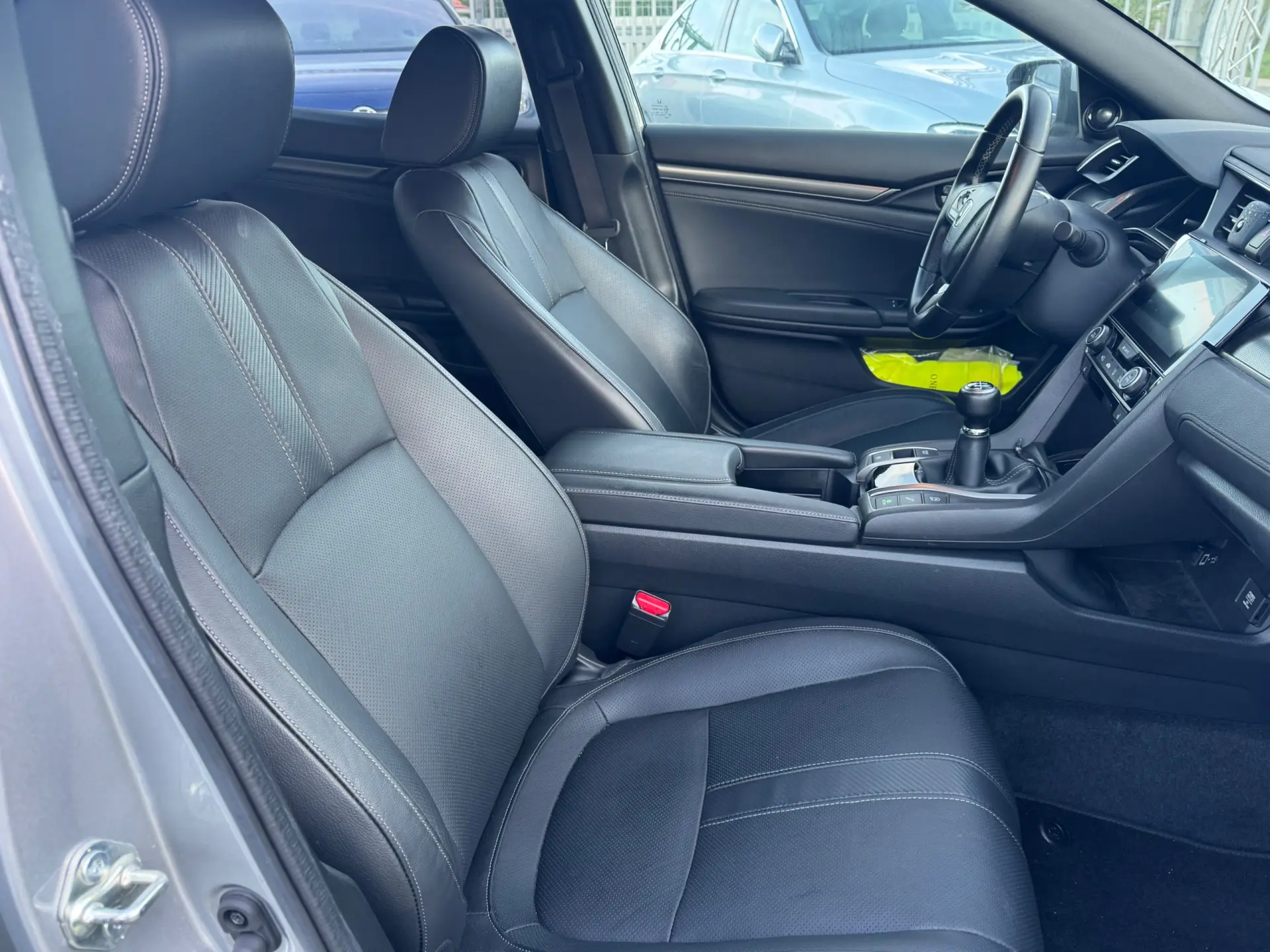 Honda Civic 1.0 i-VTEC Executive Premium 21