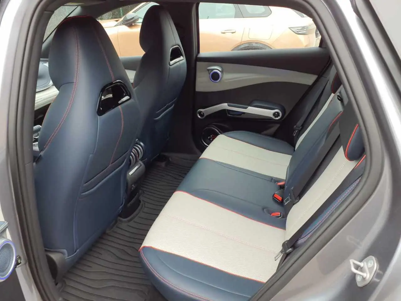 BYD Atto 3 60.48 kWh Design 9