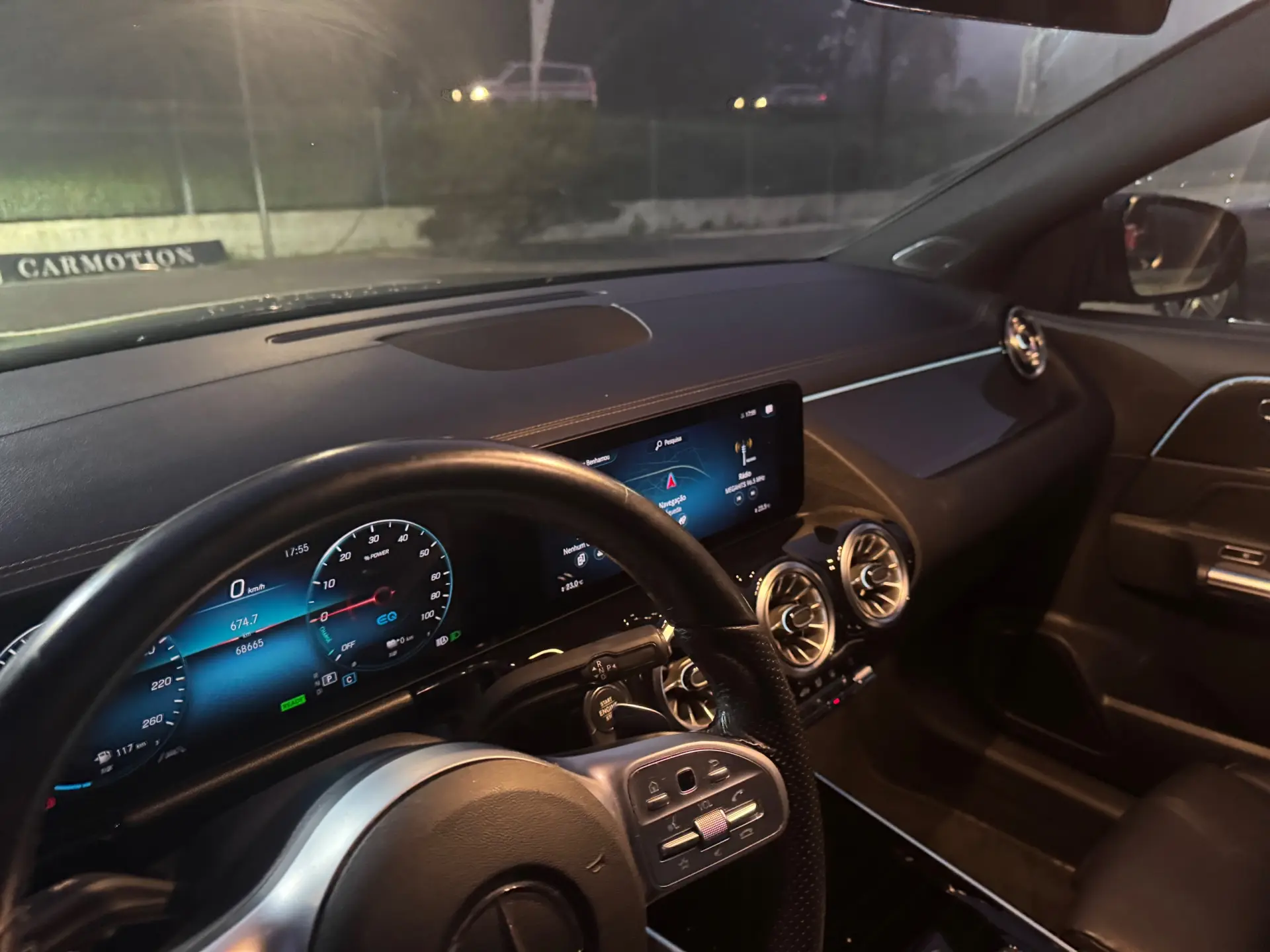 Mercedes-Benz GLA 250 e AMG Line 27