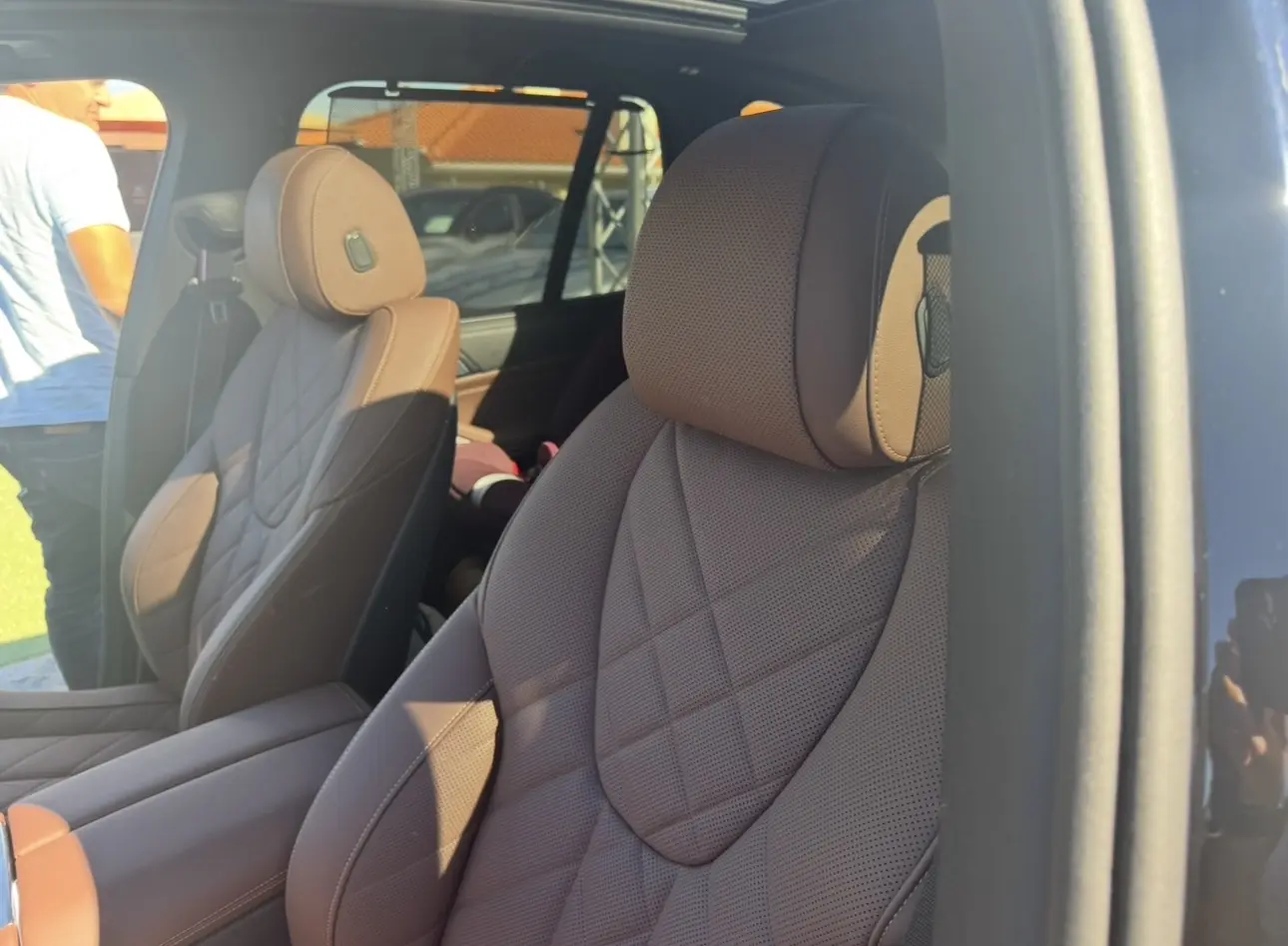 BMW X5 50 e xDrive Edição Desportiva M 8