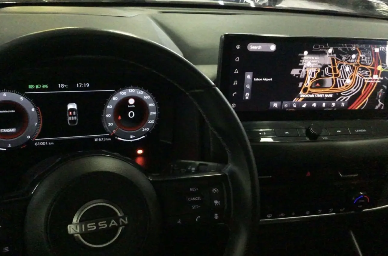 Nissan Qashqai 1.3 DIG-T N-Connecta LED 5