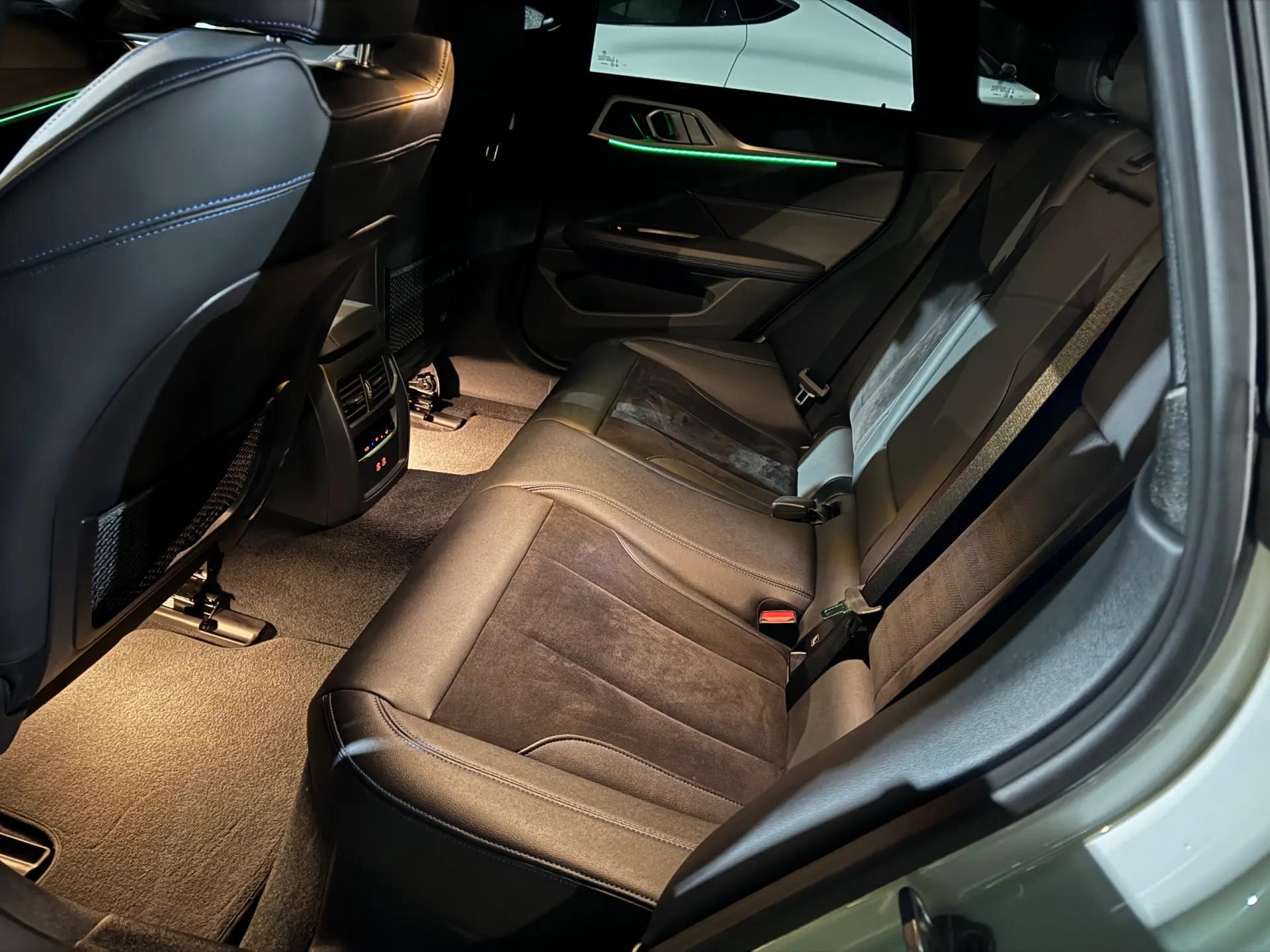 BMW i4 eDrive40 Pack Desportivo M 36