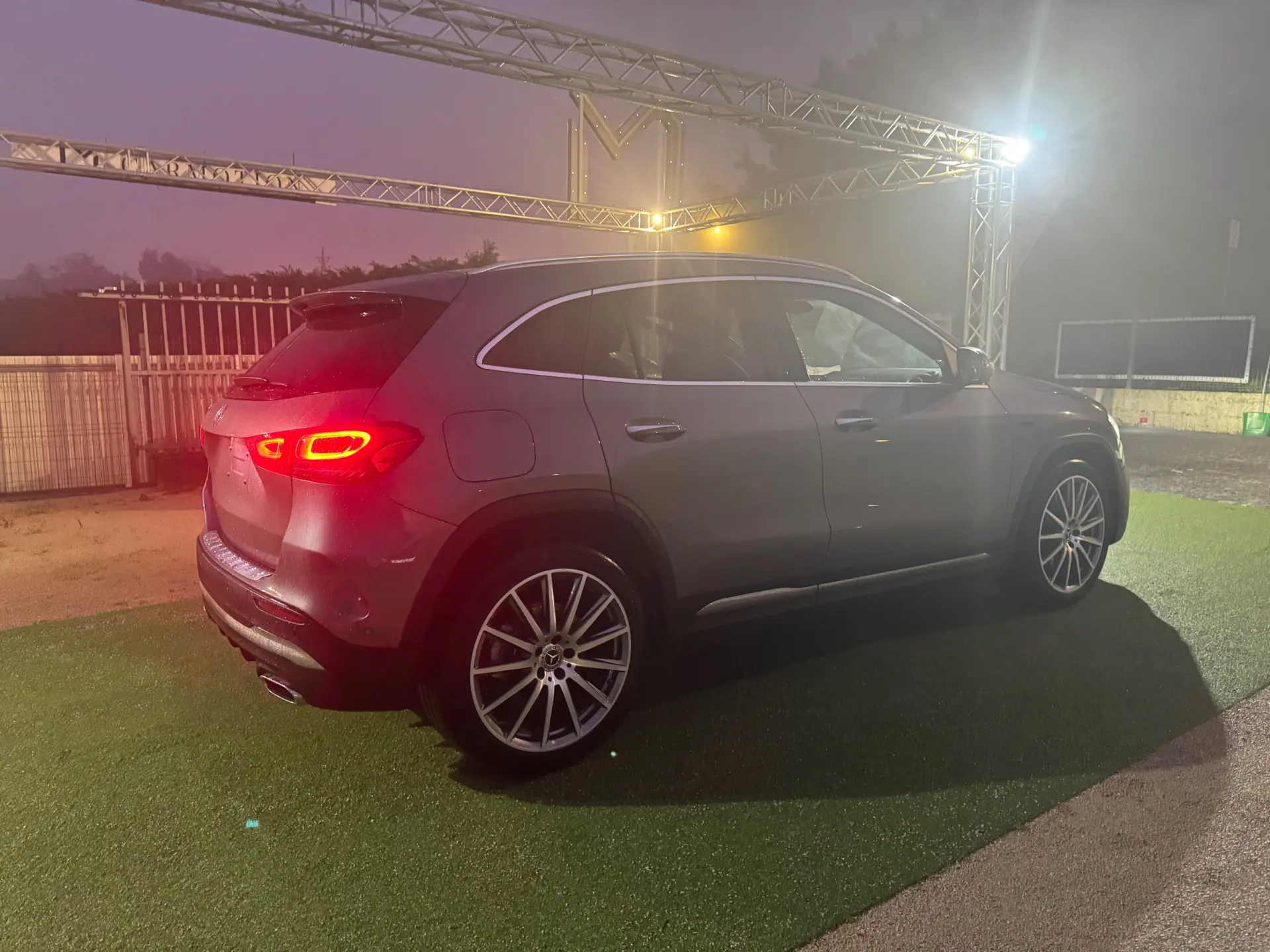 Mercedes-Benz GLA 250 e AMG Line 14