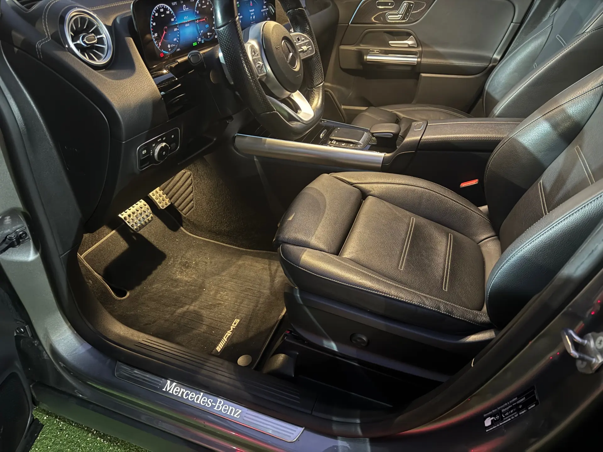 Mercedes-Benz GLA 250 e AMG Line 22