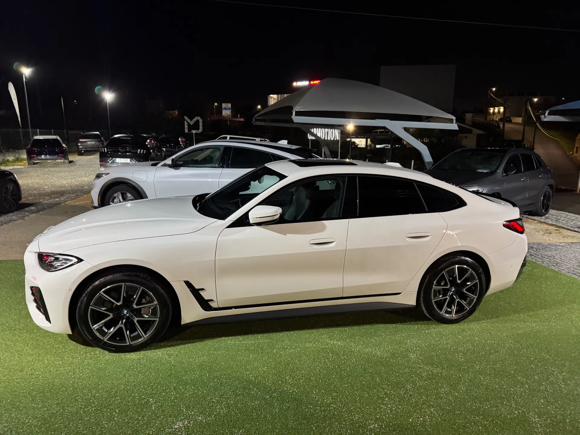 BMW i4 eDrive40 Pack Desportivo M 23