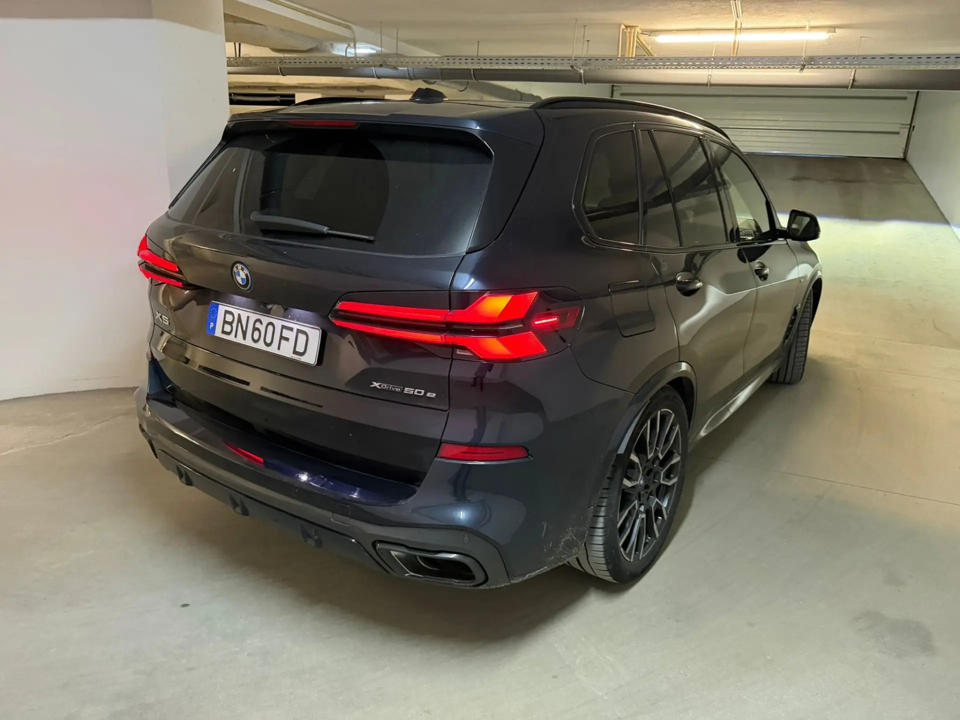 BMW X5 50 e xDrive Edição Desportiva M 22