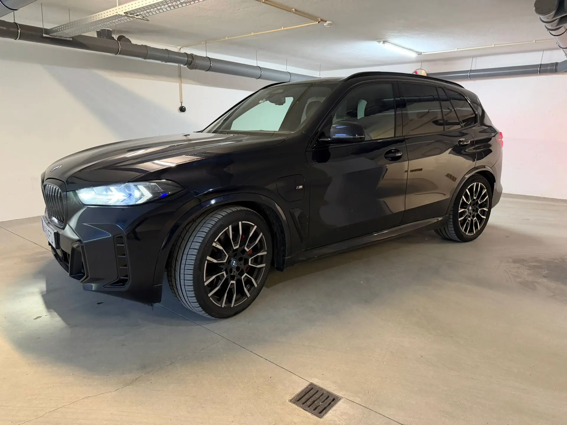 BMW X5 50 e xDrive Edição Desportiva M 21