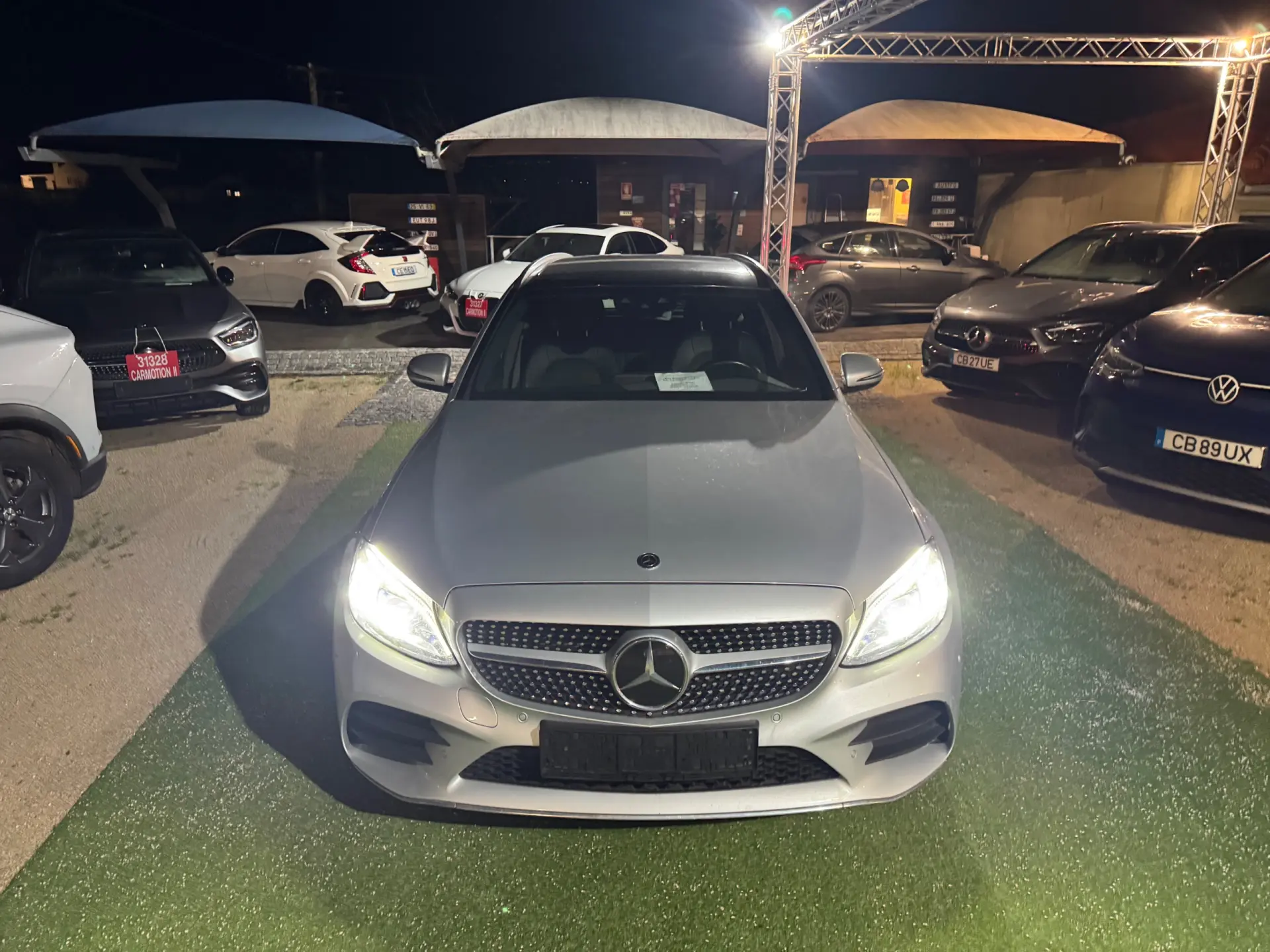 Mercedes-Benz C 300 de AMG Line 12